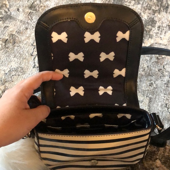 Kate Spade Bow Crossbody - Picture 3 of 4